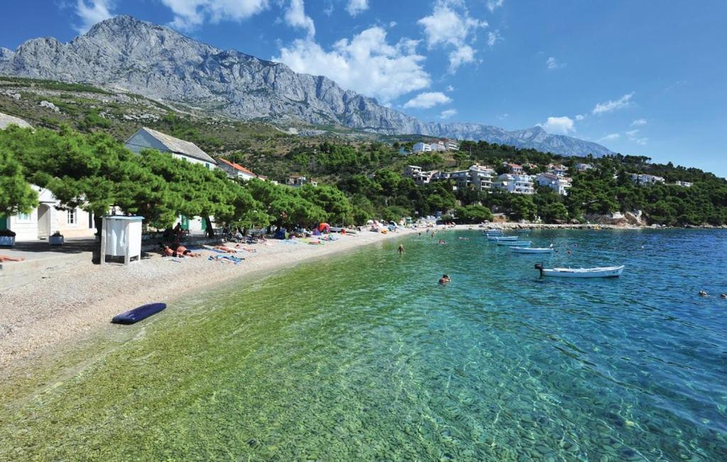 Villa Kristina - Ferienhaus Baska Voda - Topici, Private Outdoor Swimmingpool, Wifi Экстерьер фото